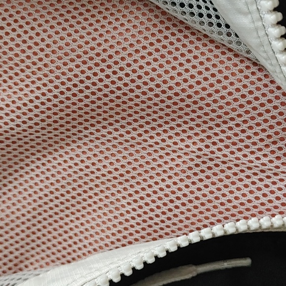 Under Armour 1/2 Zip Jacket SZ.XL NWT - Picture 8 of 11